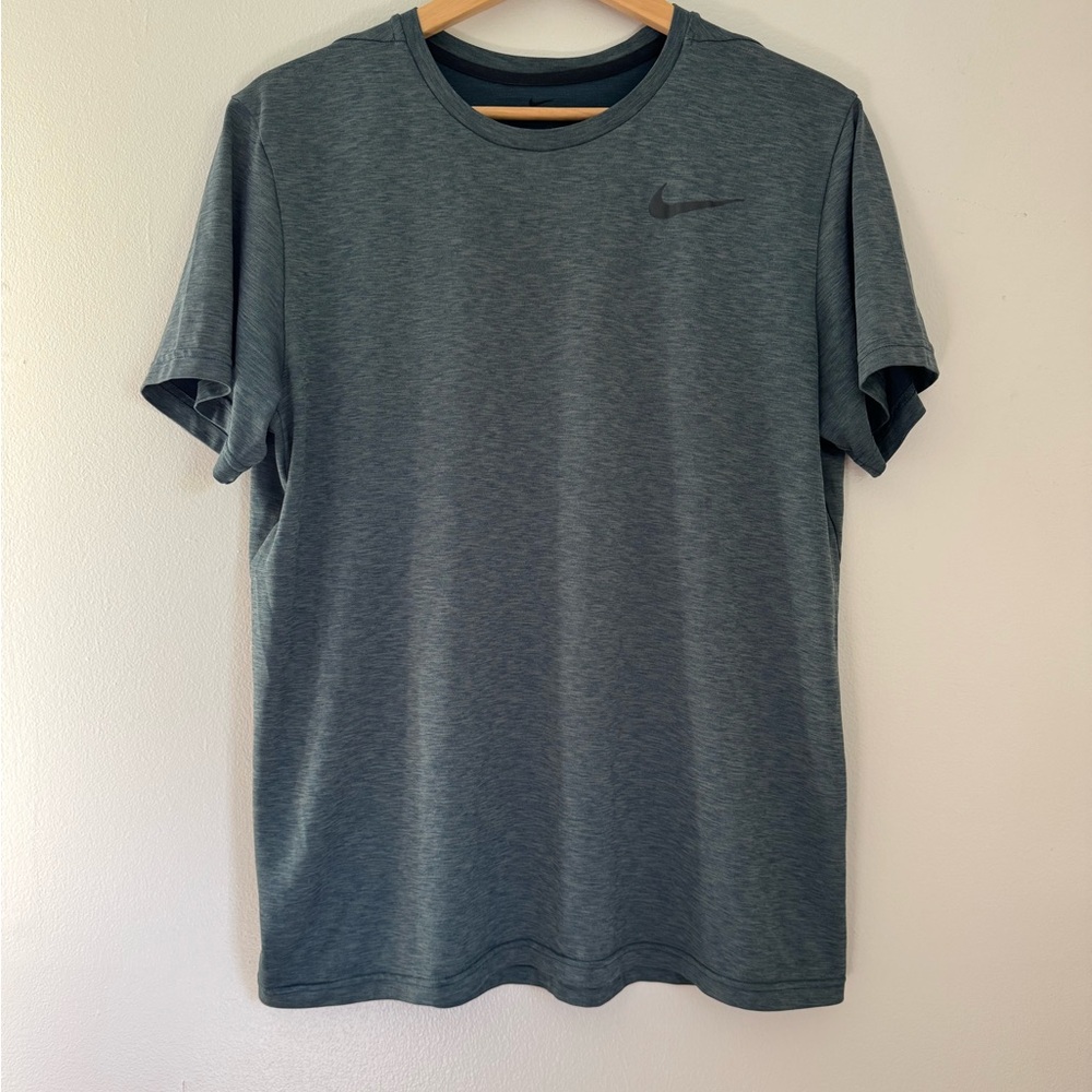 Nike Breathe Men's Short Sleeve Heather Green Dri Fit Training Top